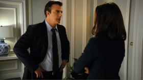 Alicia (Julianna Margulies, r.) teilt Peter (Chris Noth, l.) mit, dass sie sich von ihm trennen wird. Gibt es noch einen Weg zurück? © CBS   2011 CBS Broadcasting Inc. All Rights Reserved.