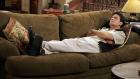 Two and a Half Men - Auf Charlie (Charlie Sheen) ist nicht immer Verlass ... © Warner Bros. Television