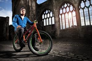 Danny MacAskill - Life on the Edge