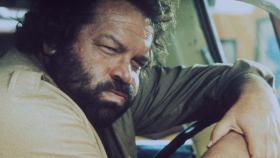 Zwei Himmelhunde auf dem Weg zur Hölle - Die Ruhe in Person - meistens: Salud (Bud Spencer) ... © AVCO Embassy Pictures