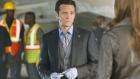 Castle - Eine junge Frau wird mit Kevin Ryans (Seamus Dever, M.) Dienstwaffe, die ihm vor ein paar Monaten gestohlen wurde, erschossen, weshalb er sich mitschuldig fühlt ... © 2011 American Broadcasting Companies, Inc. All rights reserved.